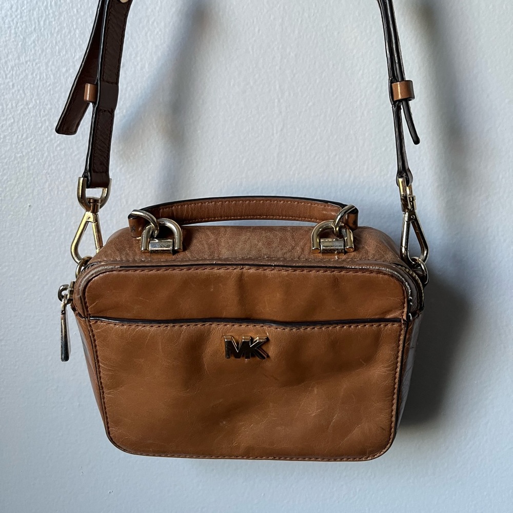 Tan Leather Michael Kors Crossbody Bag